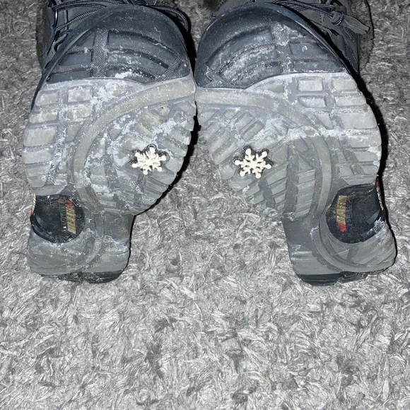 Baffin Women's Kristi Insulated Suede Winter Boots gray black warm size 6 tall - Picture 7 of 7